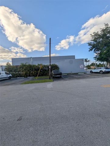 3555 N Andrews Avenue, Oakland Park, FL 33309