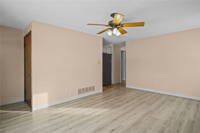 57 Whirlaway Place, Pawtucket, RI 02861