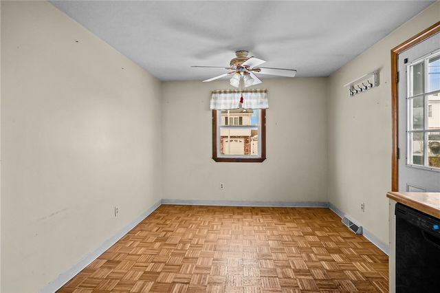 57 Whirlaway Place, Pawtucket, RI 02861