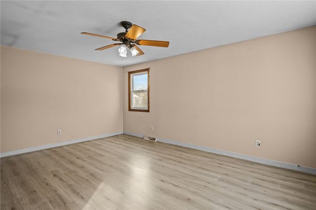 57 Whirlaway Place, Pawtucket, RI 02861