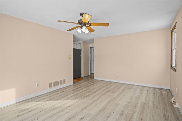 57 Whirlaway Place, Pawtucket, RI 02861