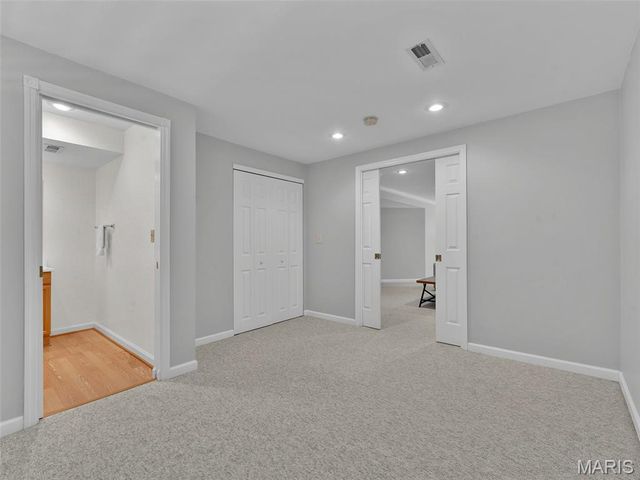 1562 Glenn Brooke Woods Circle, Ballwin, MO 63021