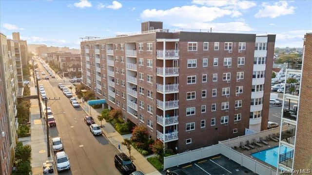 711 Shore Road 2C, Long Beach, NY 11561