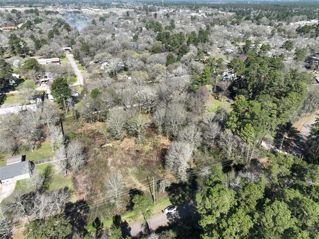 48 Rollingwood Street, Pinehurst, TX 77362