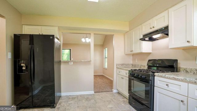 1070 Chapman Lane, Stone Mountain, GA 30088