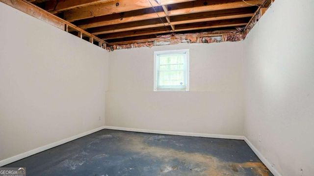 1070 Chapman Lane, Stone Mountain, GA 30088
