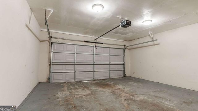 1070 Chapman Lane, Stone Mountain, GA 30088