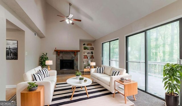 1070 Chapman Lane, Stone Mountain, GA 30088