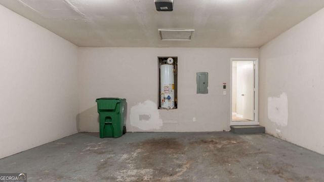 1070 Chapman Lane, Stone Mountain, GA 30088