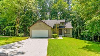 1070 Chapman Lane, Stone Mountain, GA 30088