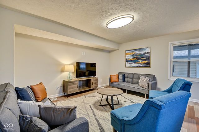 2450 Carrollton Avenue, Indianapolis, IN 46205