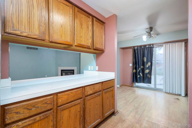 19249 Parkville Street, Livonia, MI 48152
