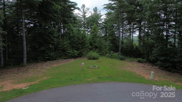 1233 Lakeside Way NW 8, Valdese, NC 28690