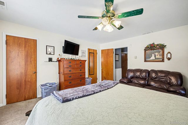 45420 Grant Park, Utica, MI 48317