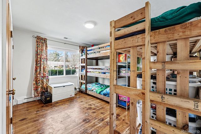 45420 Grant Park, Utica, MI 48317