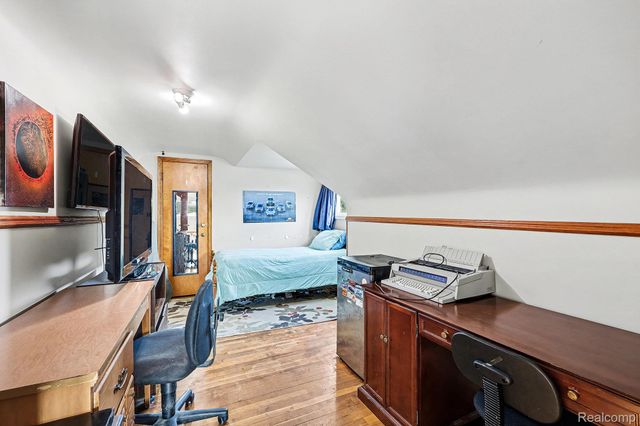 45420 Grant Park, Utica, MI 48317