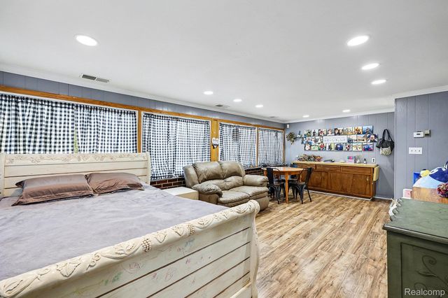 45420 Grant Park, Utica, MI 48317