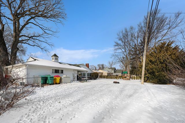 45420 Grant Park, Utica, MI 48317