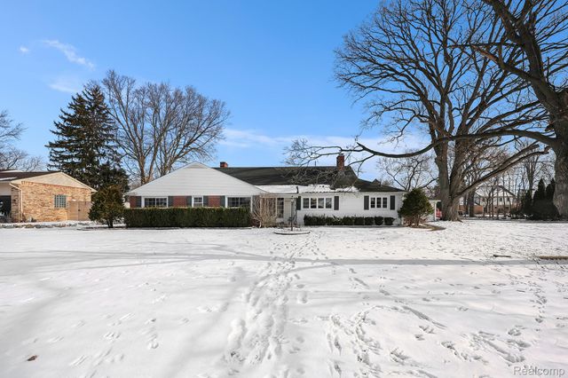 45420 Grant Park, Utica, MI 48317