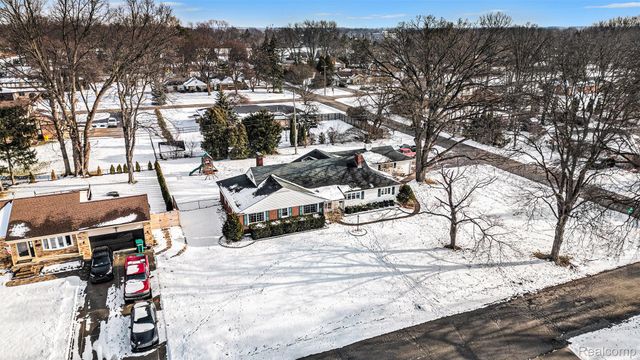 45420 Grant Park, Utica, MI 48317