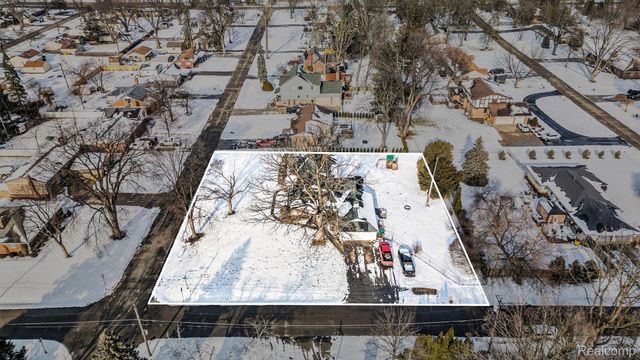 45420 Grant Park, Utica, MI 48317