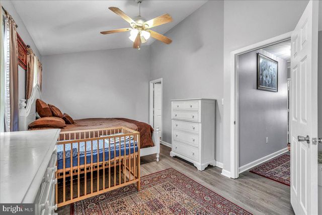 12729 HUNTERBROOK DR, Woodbridge, VA 22192