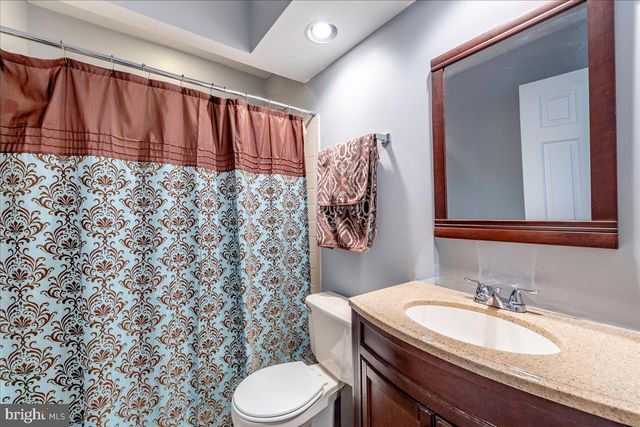 12729 HUNTERBROOK DR, Woodbridge, VA 22192