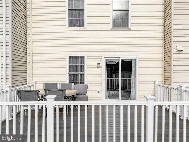 12729 HUNTERBROOK DR, Woodbridge, VA 22192