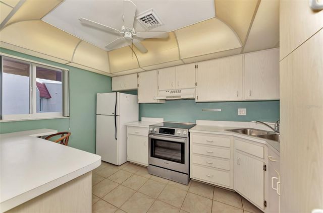 260 SANTA MARIA STREET 311, Venice, FL 34285