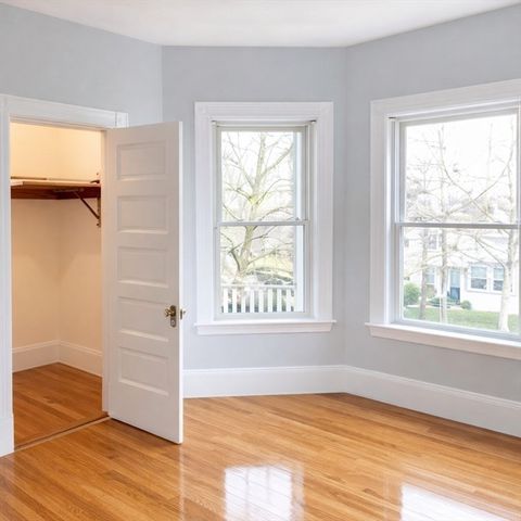 67 Cleverly Ct, Quincy, MA 02169