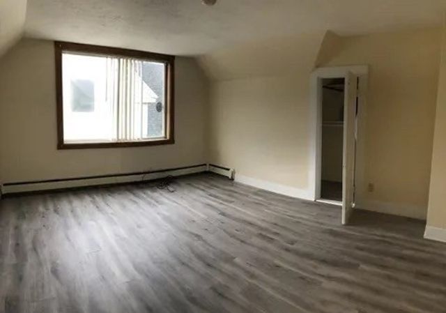 67 Cleverly Ct, Quincy, MA 02169