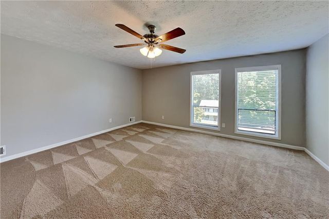 904 Branford Lane NW, Lilburn, GA 30047