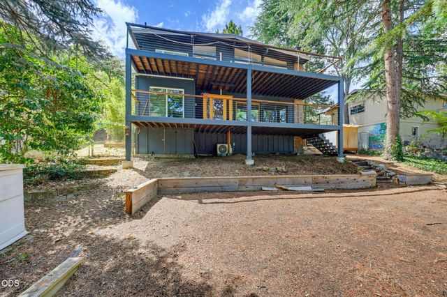 424 Courtney Street, Ashland, OR 97520
