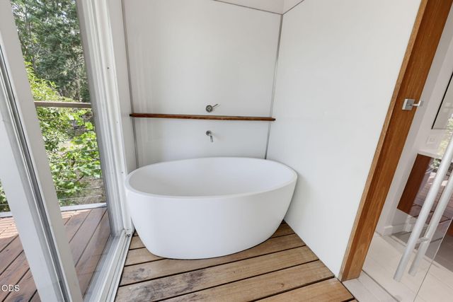 424 Courtney Street, Ashland, OR 97520