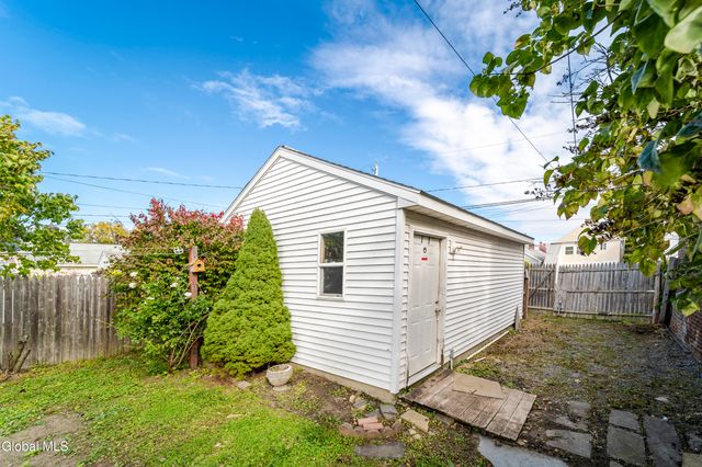 2316 4th Avenue, Watervliet, NY 12189