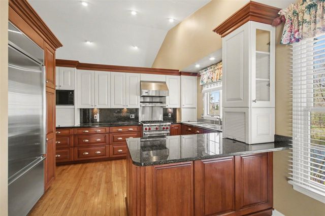 16840 Landing Drive, Spring Lake, MI 49456