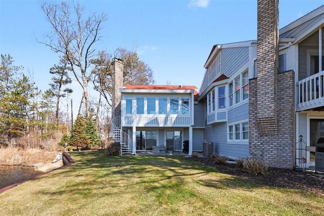 16840 Landing Drive, Spring Lake, MI 49456