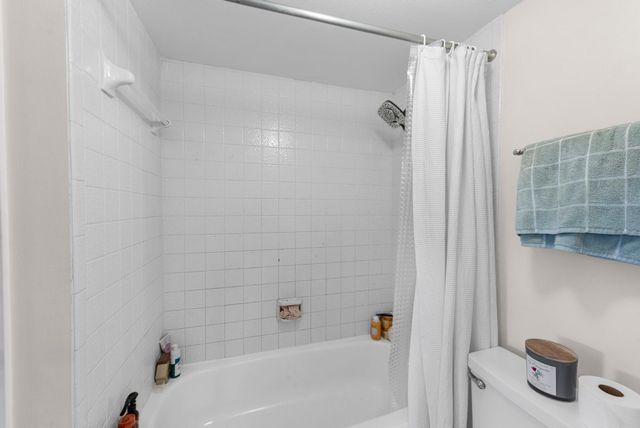 8429 Hearth Drive 23, Houston, TX 77054