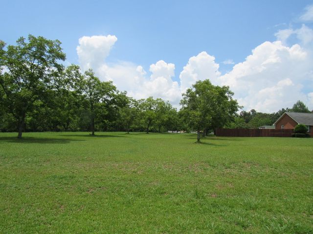 130 Faulk Rd, Dothan, AL 36301