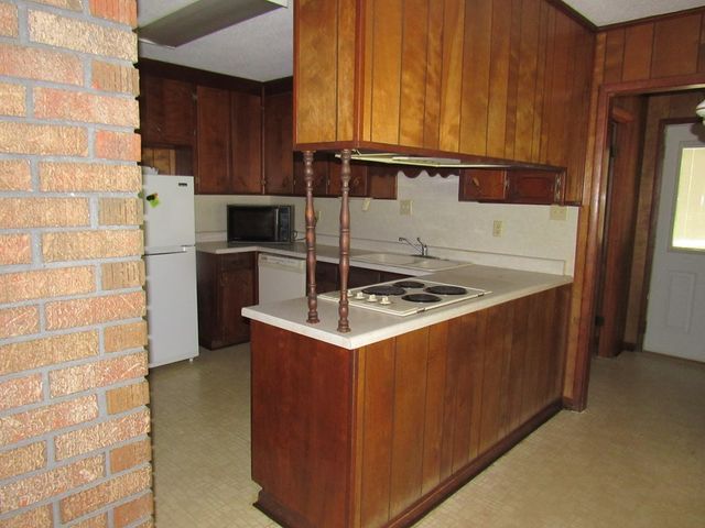 130 Faulk Rd, Dothan, AL 36301