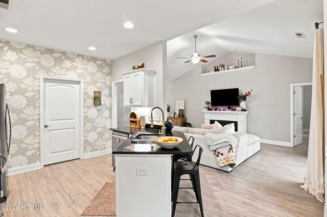 380 Southbend Court NE, Leland, NC 28451