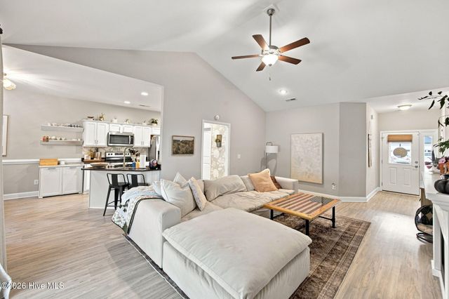 380 Southbend Court NE, Leland, NC 28451