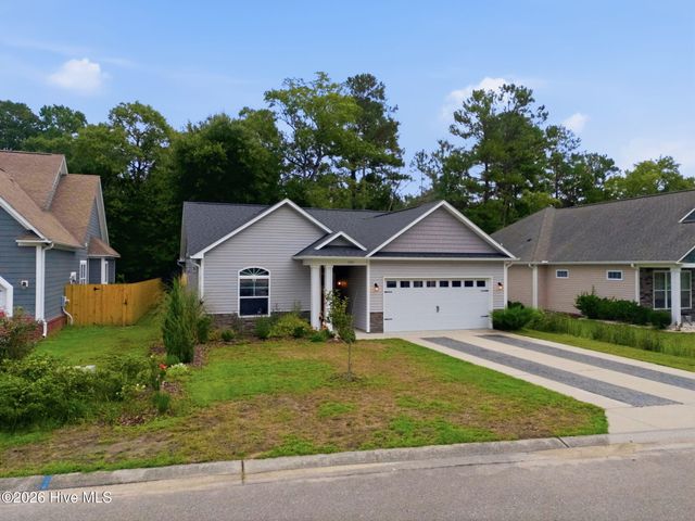 380 Southbend Court NE, Leland, NC 28451