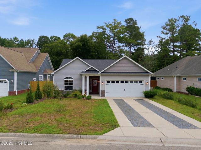 380 Southbend Court NE, Leland, NC 28451