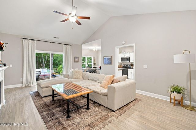 380 Southbend Court NE, Leland, NC 28451