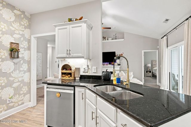 380 Southbend Court NE, Leland, NC 28451