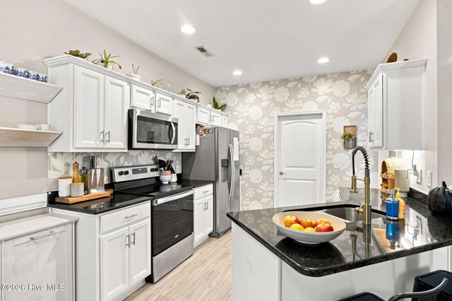 380 Southbend Court NE, Leland, NC 28451