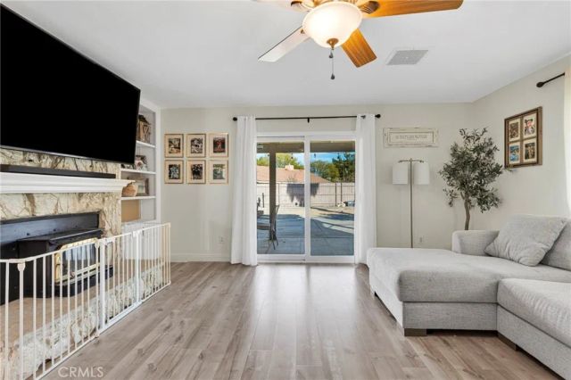 14127 Crow, Apple Valley, CA 92307