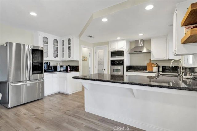 14127 Crow, Apple Valley, CA 92307