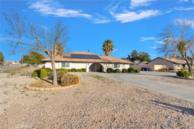 14127 Crow, Apple Valley, CA 92307